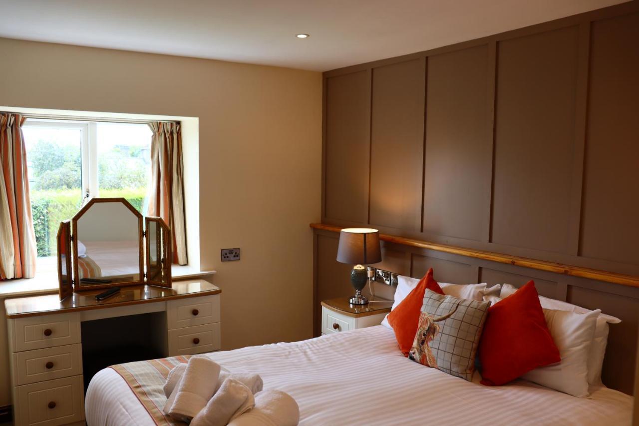 Lion Hotel & Studio Apartments Criccieth Exterior foto